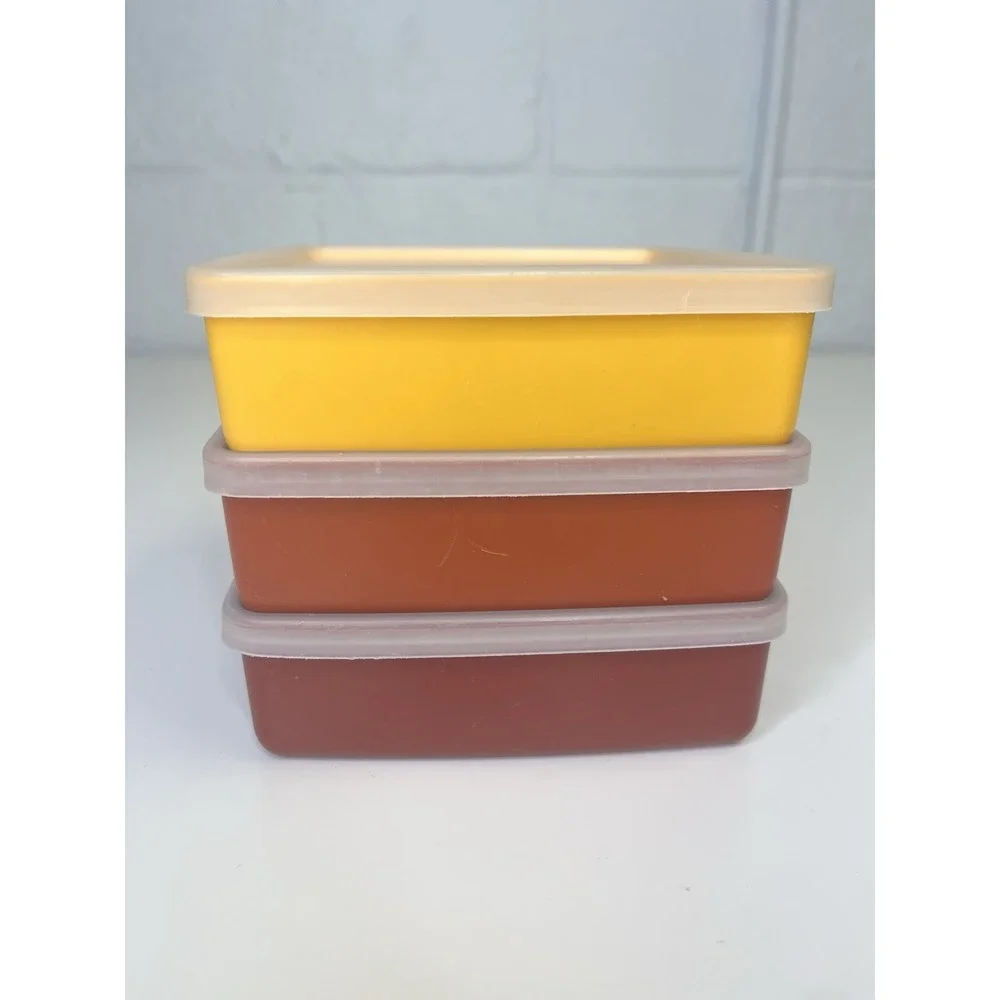 Tupperware vintage square